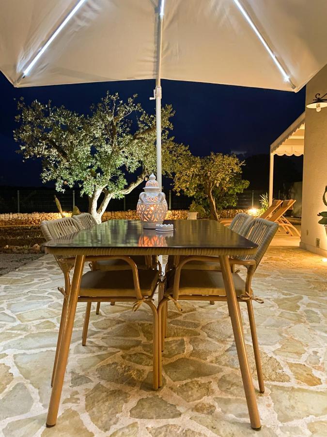 Vila Enjoytrulli - Countryside Noci Exteriér fotografie